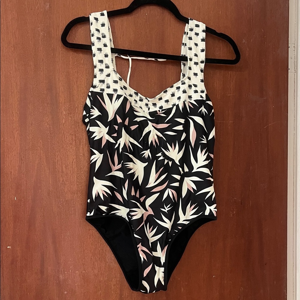 Seea  free people reversible Black and White Patterned One Piece Swimsuit